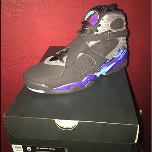 Jordan Aqua 8